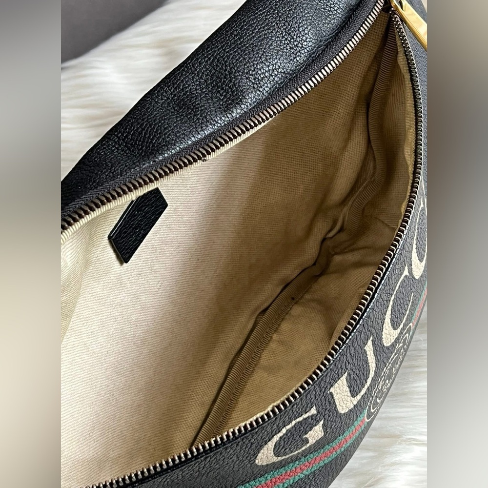 💰SOLD - Gucci Logo Print Leather Belt Bag - Picture 9 of 15
